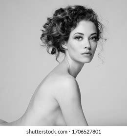 Nude Sexy Beautiful Woman Long Stylish Stock Photo 1706527801 Shutterstock