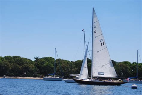 International One Design Sailboat Racer Gentlemans Daysailer