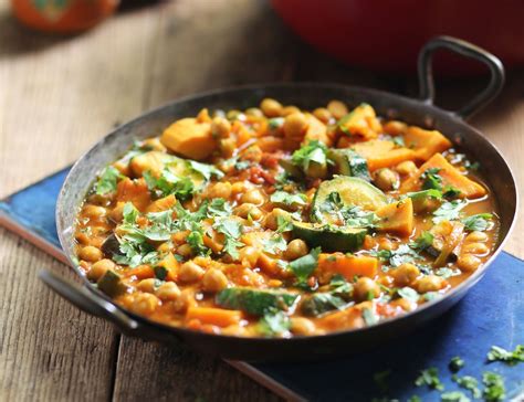 Moroccan Chickpea And Vegetable Tagine Recipe Recipe Tagine Recipes Vegetarian Tagine Veggie