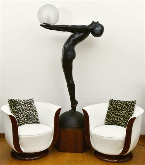 Clarté LIFE SIZE Art Deco bronze lamp standing nude with globe Deconamic