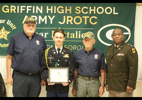 Griffin High School Griffin Jrotc Cadet Receives Vietnam Veterans Of