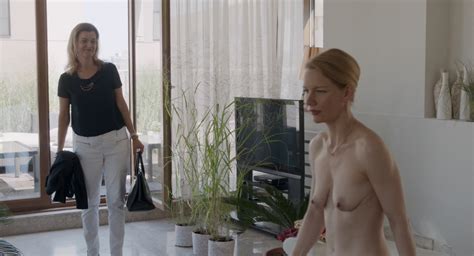 Naked Sandra Hüller in Toni Erdmann