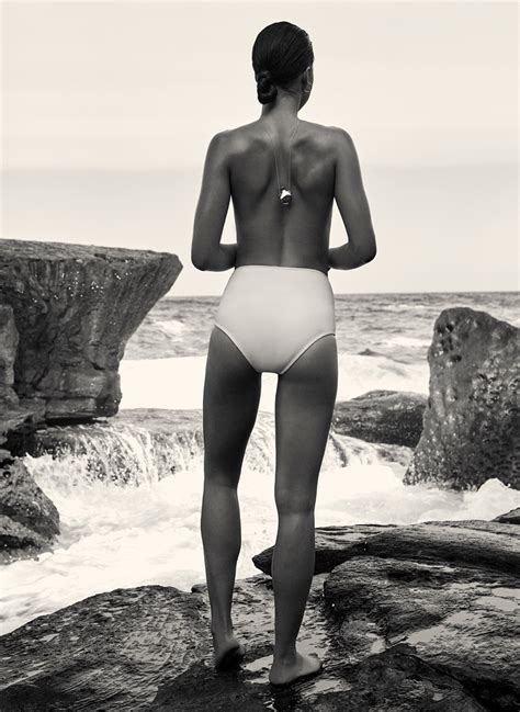 Julia Van Os Nude By Alexandra Nataf VoyeurFlash