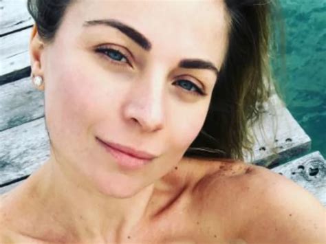 FOTO Así luce Ludwika Paleta en bikini a meses de ser mamá de gemelos