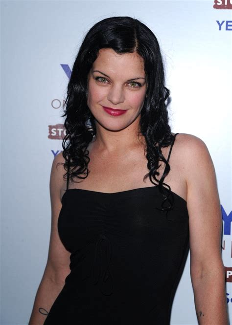 Pin By Colleen Marie Dunn On Beautiful Celebs Pauley Perrette Pauley Perrette Ncis Abby Sciuto