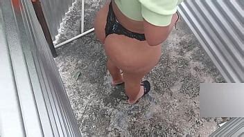 Enregistré dans un vestiaire de plage XVIDEOS