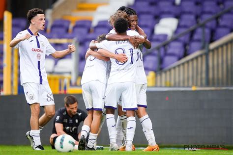 🎥 Anderlecht remporte le premier acte du Clasico avec une victoire sans ...