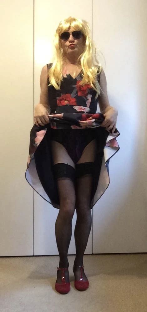 Sexy Cd Dressing Fun 20 Nude Pics XHamster