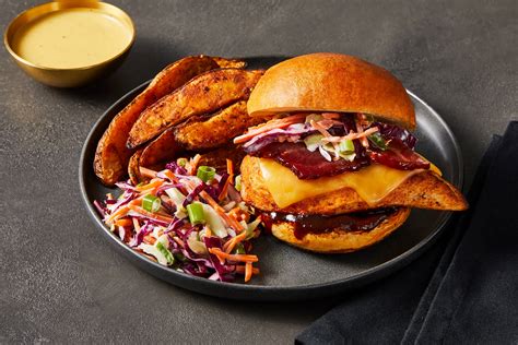 Cheesy Ancho Bbq Chicken Sandwiches Recipe Hellofresh