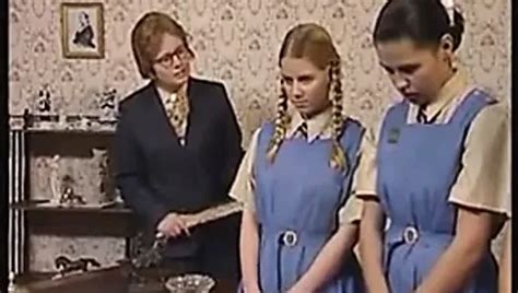 Gefangene Frauen Free Retro Porn Video Xhamster