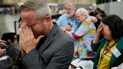 United Methodist Church Reverses Ban On Practicing Gay Clergy The New York Times
