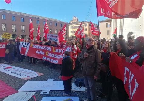 Sciopero Generale Nazionale Di Cgil E Uil A Modena Presidio Sindacale