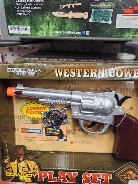 Western Cowboy Pistol Set 083176008018