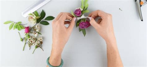 DIY Wrist Corsage