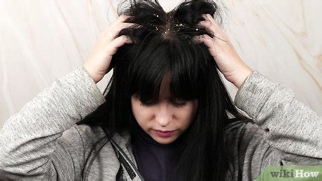 how to get glitter out of your hair