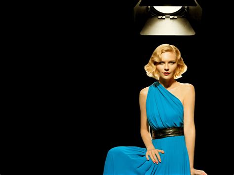 Kirsten Dunst Hot Hd Wallpapers HIGH RESOLUTION PICTURES