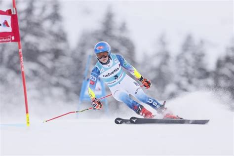 Cm F Mikaela Shiffrin Meilleur Temps De La Première Manche Du Géant