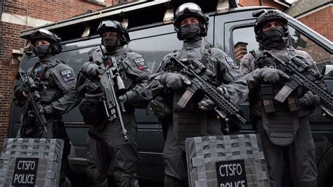 Travel Directions to Wood Green Police Custody Centre in London 13