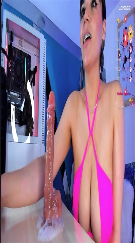 Sloppy Colombian Dildo Bj