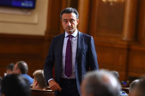 Лорер: 3 март е разделяща дата. С ГЕРБ сме единодушни за служебните ...