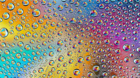 Gotas De Agua Con Colores Del Arcoiris Fondo De Pantalla K Hd Id