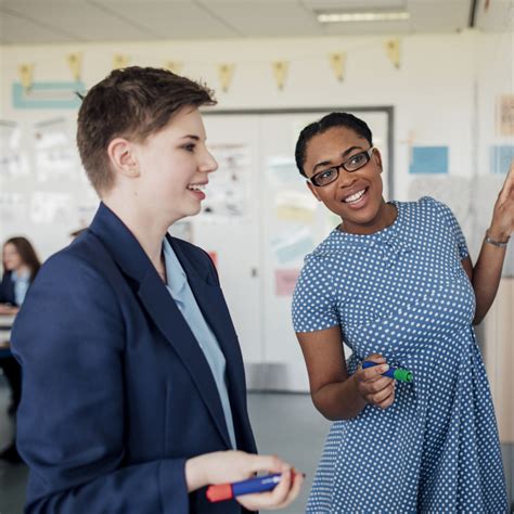 Instructional Coaching Through Change: Supporting Teachers in Action