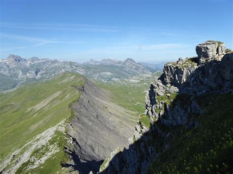 Blick Zur Ck Aus Dem Aufstieg Zum Chli Chilchberg Fotos Hikr Org