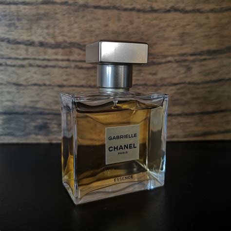 Gabrielle Essence Chanel Perfume Sample | Decantlandia.com