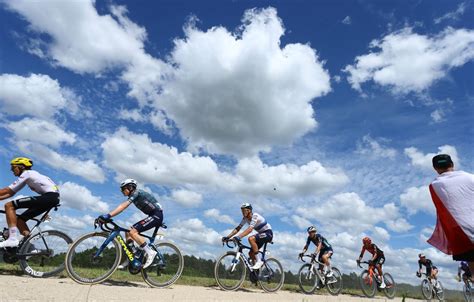 Tour De France Anthony Turgis Wins Chaotic And Captivating Gravel