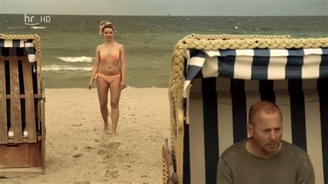 Karolina Lodyga Nude Pics Page