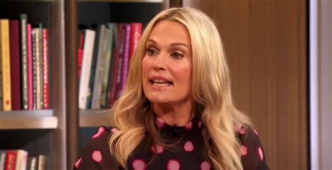 Molly Sims Puts Body On Display In Tiny Bikini TVShowsFinder