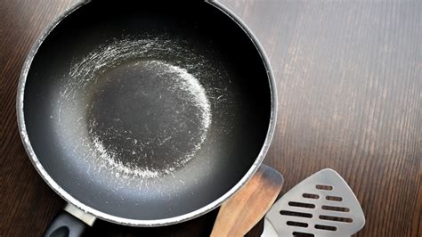 The Telltale Sign That Your Nonstick Pans Are Finished