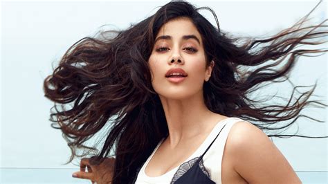 Best Hair Tips During Monsoon Top Hair Care Tips In Monsoon Vogue