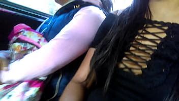 Morenita Hot En El Bus XVIDEOS