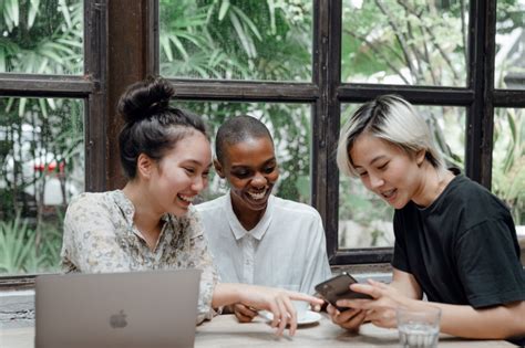 Cara Mudah Bicara Bahasa Inggris Biar Makin Lancar Cakap