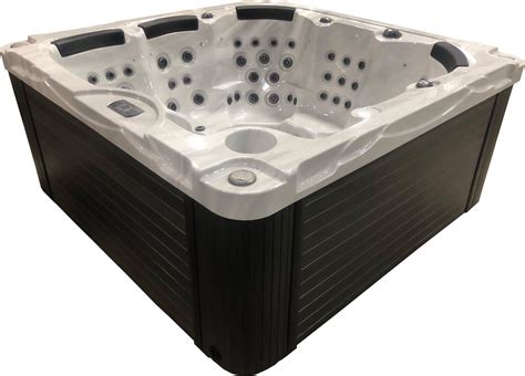 Be Well Fiji Elite Hot Tub | AA Hot Tubs