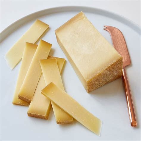 LE GRUYÈRE AOP An Award winning Cheese Cheese Connoisseur