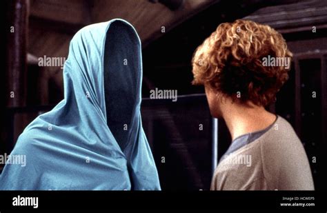 Hollow Man Kevin Bacon Elisabeth Shue 2000 Confronting Invisible