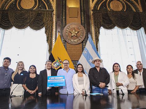 Municipio Y Fundaci N Resa Suscriben Convenio En Favor De Personas En