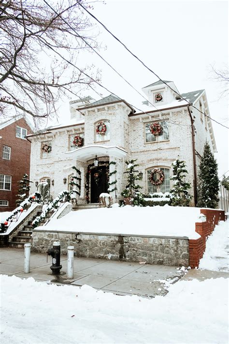 Historic Victorian House in Cape May, New JerseyFree Stock Photo