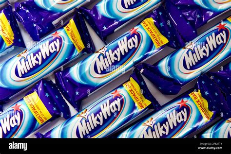 Milky way chocolate hi-res stock photography and images - Alamy