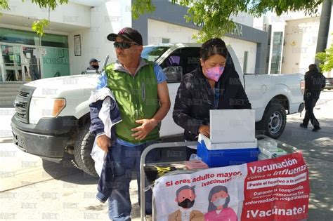 Juarenses Se Vacunan Contra Influenza En Drive Thru