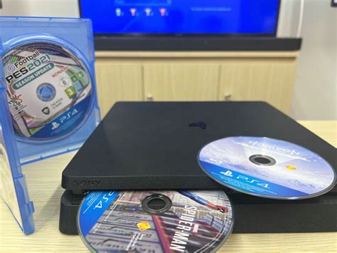 Can Jailbreaking Your PS4 Let You Play Online? - PointerClicker.com