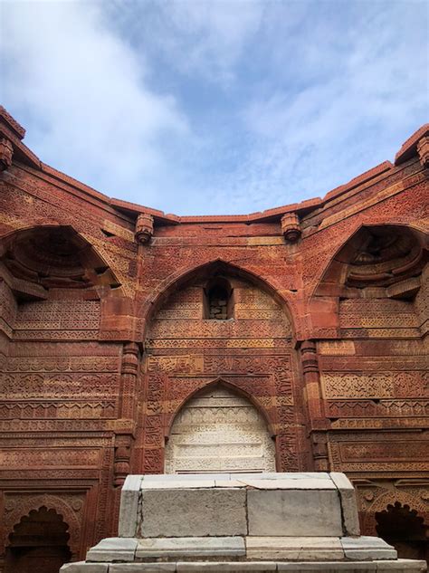 Qutub Minar: Tomb of Iltutmish – Delhipedia