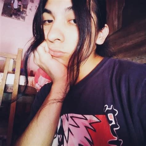 Chico gay años sumiso busca un Sugar Daddy Rosario