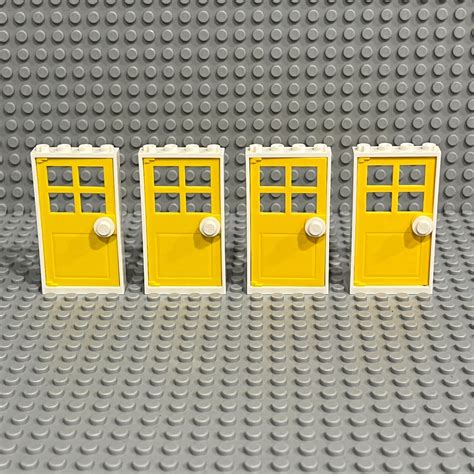 Lego Door Frames White 1x4x6 60596 + Yellow Door With Panes and Handle ...