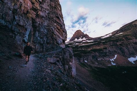 Hike De Highline Trail In Glacier National Park De Voyageurs