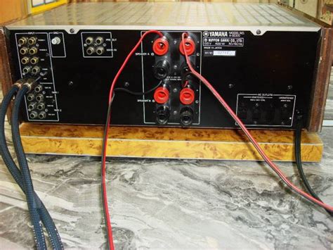 Усилитель Yamaha A-2000, есть Видео - Ресиверы и усилители во Владивостоке