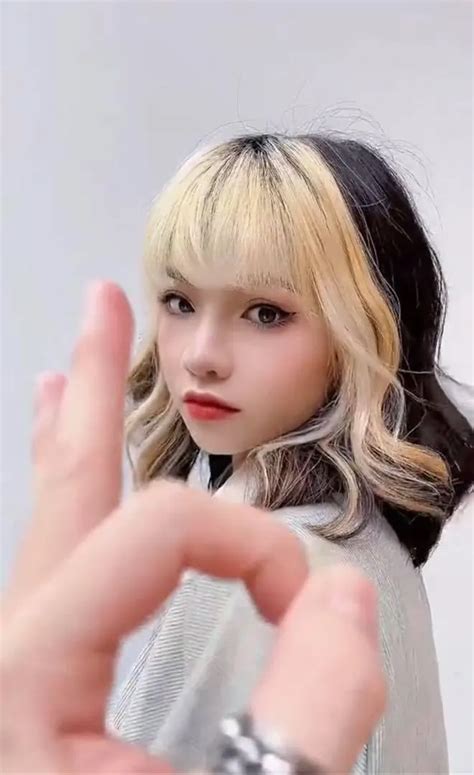 Bst H Nh Nh Ciin Bikini Sexy G I C M Tr N M Ng X H I