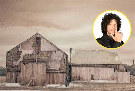 Howard Stern Discusses His New Dans Papers Cover On The Air